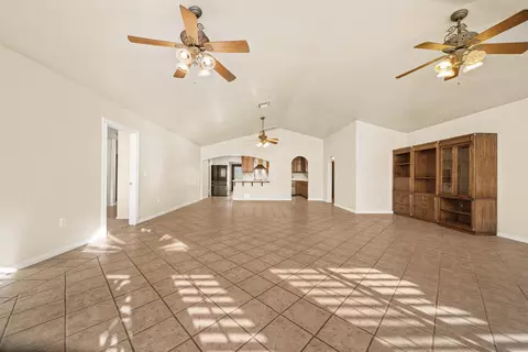 164 J St, Brawley, CA 92227 photo 17
