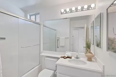 Bath - 294 Brookview Ct, Santee, CA 92071 photo 3 of 3