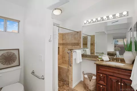 Bath - 294 Brookview Ct, Santee, CA 92071 photo 1 of 3