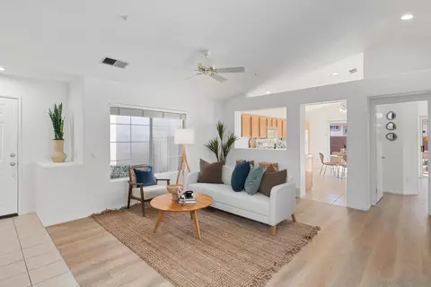 Living - 294 Brookview Ct, Santee, CA 92071 photo 2 of 5