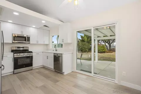 4872 Northerly St, Oceanside, CA 92056 photo 11