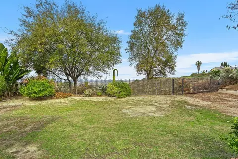 4872 Northerly St, Oceanside, CA 92056 photo 32
