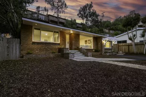 3518-20 Curlew St, San Diego, CA 92103