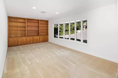 2120 Lakeview Rd, Vista, CA 92084 photo 9