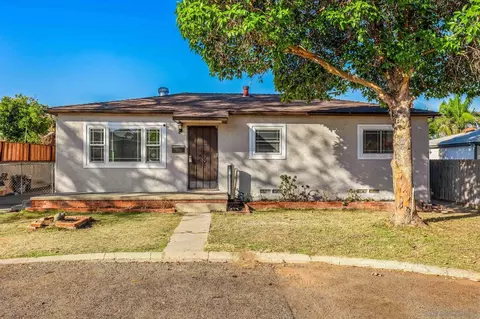 Exterior - 2714 Nomel Ln, Lemon Grove, CA 91945 photo 2 of 6