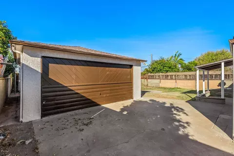 Exterior - 2714 Nomel Ln, Lemon Grove, CA 91945 photo 4 of 6