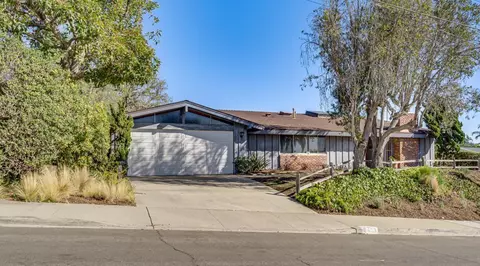 5453 Avenida Fiesta, La Jolla, CA 92037