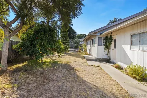 972 Vale View Dr, Vista, CA 92081 photo 2