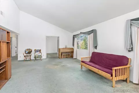 972 Vale View Dr, Vista, CA 92081 photo 4