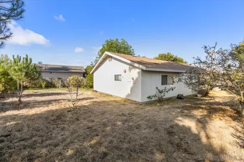 972 Vale View Dr, Vista, CA 92081 photo 17