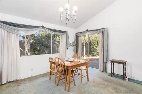972 Vale View Dr, Vista, CA 92081 photo 3