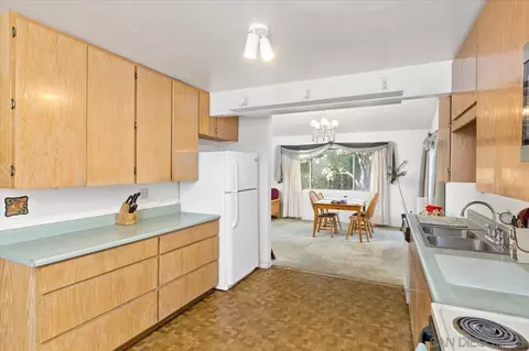 972 Vale View Dr, Vista, CA 92081 photo 14