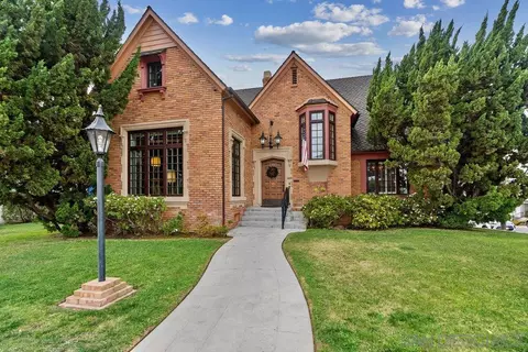 3270 2nd Ave, San Diego, CA 92103