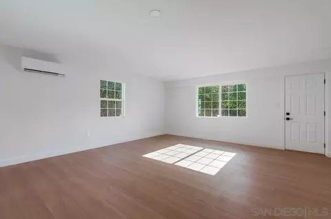 Living - 2354 Sunset Dr, Escondido, CA 92025 photo 4 of 6