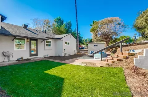 Exterior - 2354 Sunset Dr, Escondido, CA 92025 photo 13 of 21