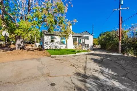 Exterior - 2354 Sunset Dr, Escondido, CA 92025 photo 7 of 21
