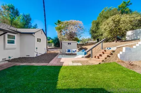 Exterior - 2354 Sunset Dr, Escondido, CA 92025 photo 15 of 21