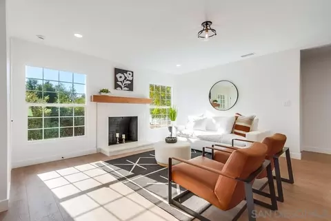 Living - 2354 Sunset Dr, Escondido, CA 92025 photo 1 of 6