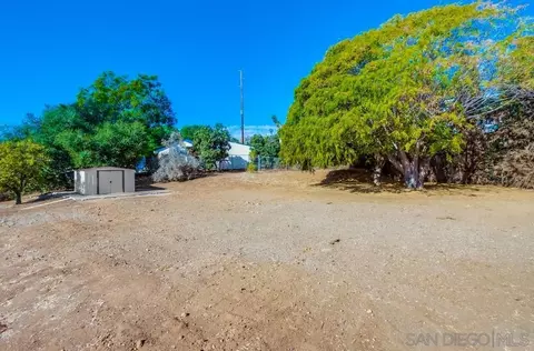 Exterior - 2354 Sunset Dr, Escondido, CA 92025 photo 17 of 21