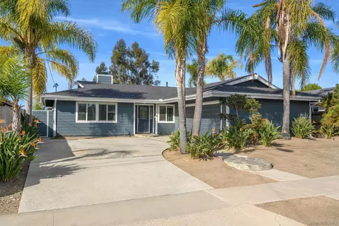 5872 Carnegie St, San Diego, CA 92122