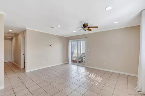 Living - 13518 Lakeshore Dr, Lakeside, CA 92040 photo 1 of 4