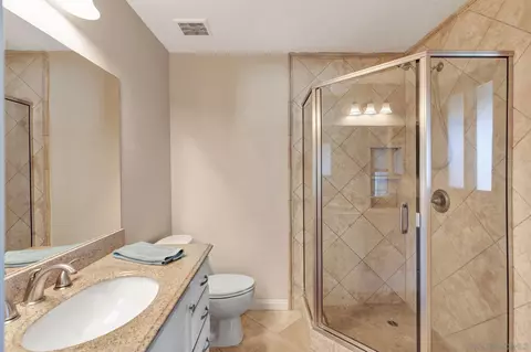 Bath - 13518 Lakeshore Dr, Lakeside, CA 92040 photo 3 of 3