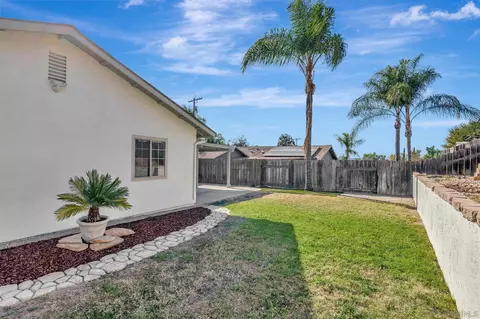 Exterior - 13518 Lakeshore Dr, Lakeside, CA 92040 photo 9 of 12