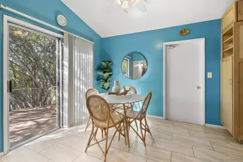 6105 Broadmoor Dr, La Mesa, CA 91942 photo 8