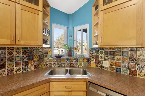 6105 Broadmoor Dr, La Mesa, CA 91942 photo 15