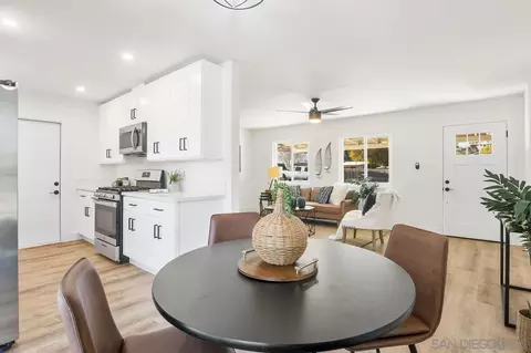1555 Walbollen St, Spring Valley, CA 91977 photo 6