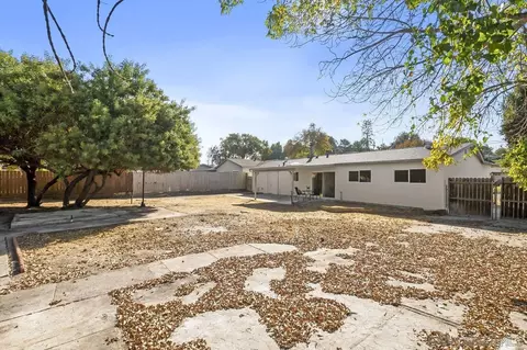 1555 Walbollen St, Spring Valley, CA 91977 photo 25