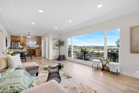 8167 Vista Dr, La Mesa, CA 91941 photo 9