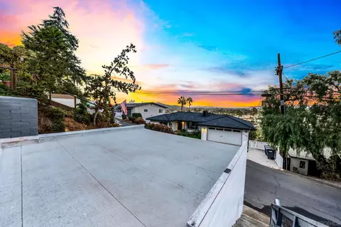 8167 Vista Dr, La Mesa, CA 91941 photo 35