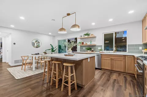 Kitchen - 1152 Benjamin Pl, El Cajon, CA 92020 photo 2 of 5