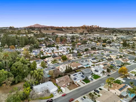 View/Area - 1152 Benjamin Pl, El Cajon, CA 92020 photo 4 of 12