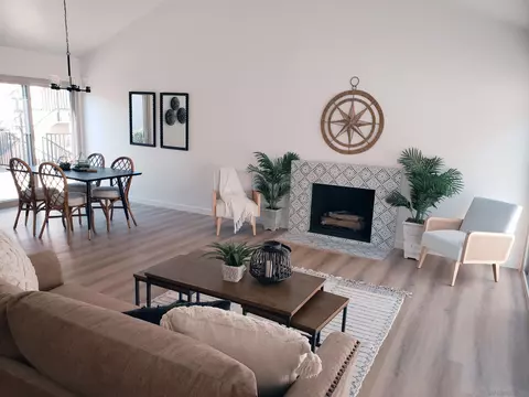 17447 Plaza Cerado #114, San Diego, CA 92128