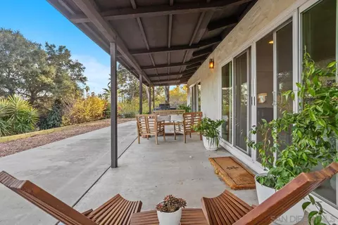 Exterior - 2477 Reill View Dr, Escondido, CA 92025 photo 6 of 10