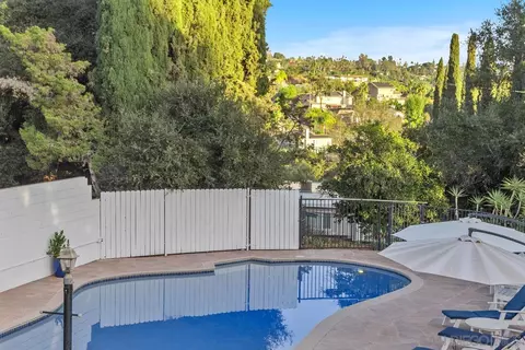 Exterior - 2477 Reill View Dr, Escondido, CA 92025 photo 4 of 10
