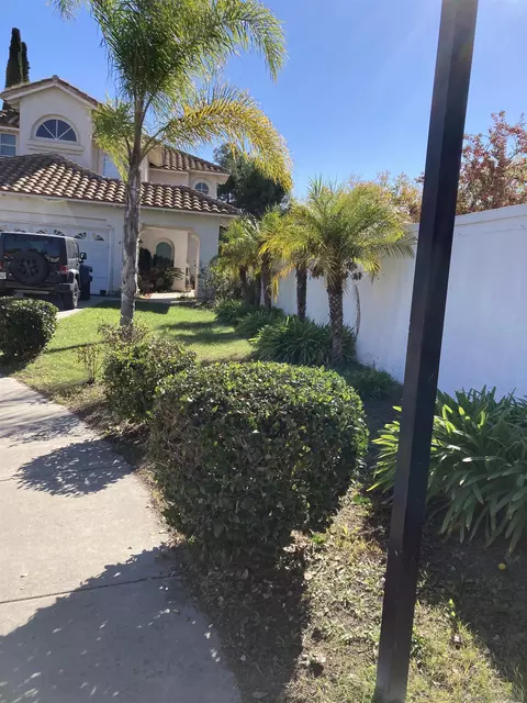 Exterior - 4705 Via Escala, Oceanside, CA 92056 photo 3 of 5