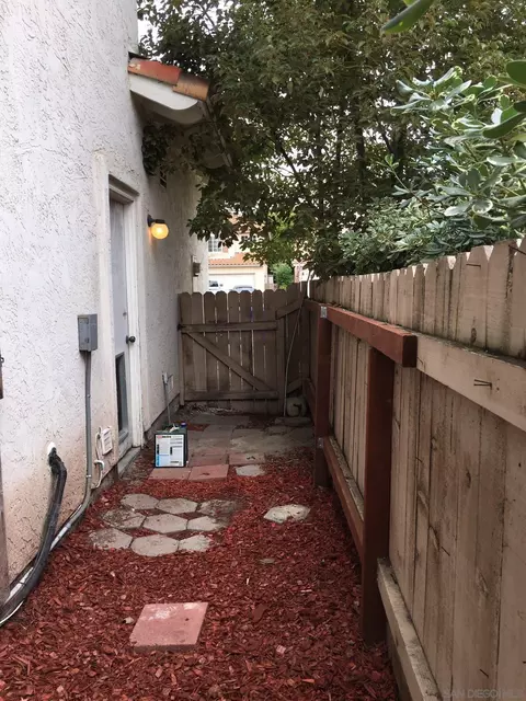 Exterior - 4705 Via Escala, Oceanside, CA 92056 photo 2 of 5