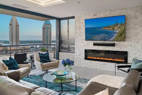 700 Front St #1405, San Diego, CA 92101