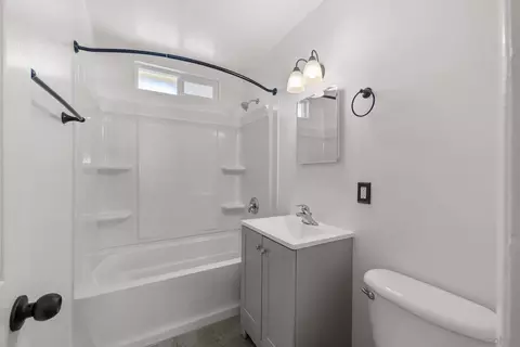 Bath - 1077 E Bradley Ave, El Cajon, CA 92021 photo 1 of 1