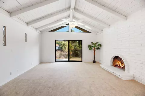 Living - 2896 Mary Ln, Escondido, CA 92025 photo 9 of 9