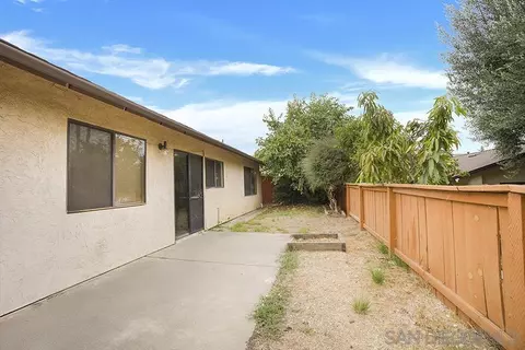 803 Willow Tree Ln, Fallbrook, CA 92028 photo 25