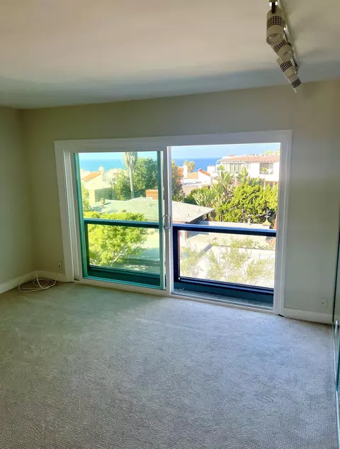 230 Prospect St #33, La Jolla, CA 92037 photo 9