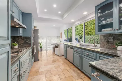 1063 Hygeia Ave, Encinitas, CA 92024 photo 13