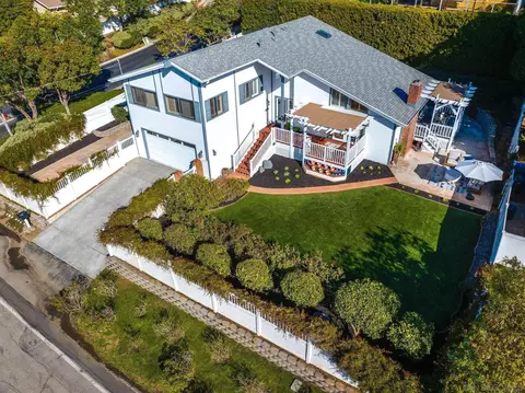 1063 Hygeia Ave, Encinitas, CA 92024 photo 2