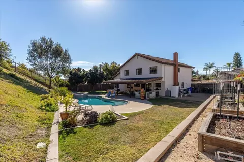 Exterior - 14773 Oakline Rd, Poway, CA 92064 photo 9 of 12
