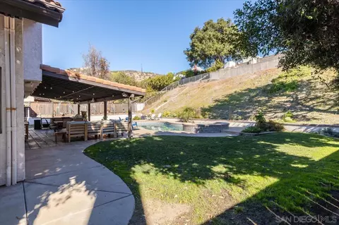 Exterior - 14773 Oakline Rd, Poway, CA 92064 photo 7 of 12