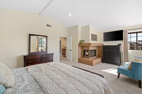 Bedroom - 14773 Oakline Rd, Poway, CA 92064 photo 3 of 9